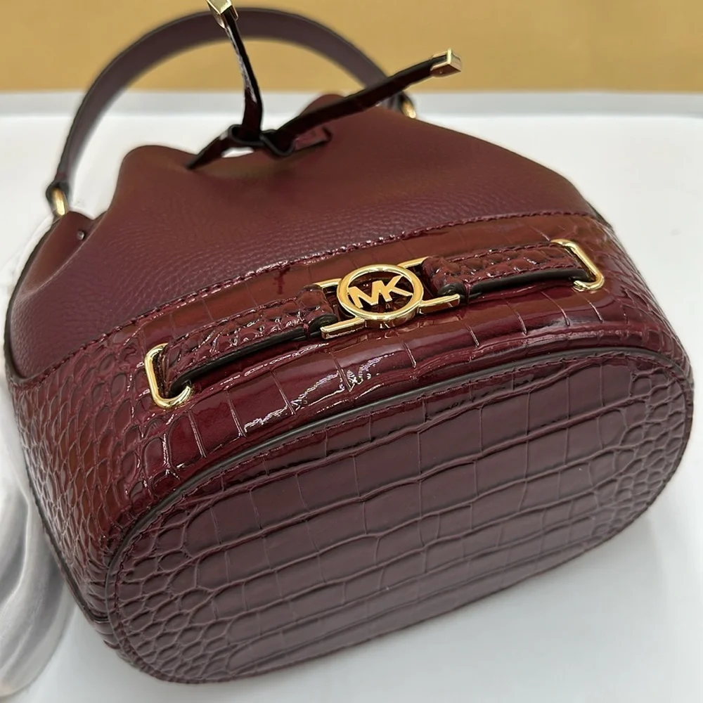 MICHAEL KORS  Reed Medium Pebbled Leather Bucket Bag Satchel Crossbody Oxblood